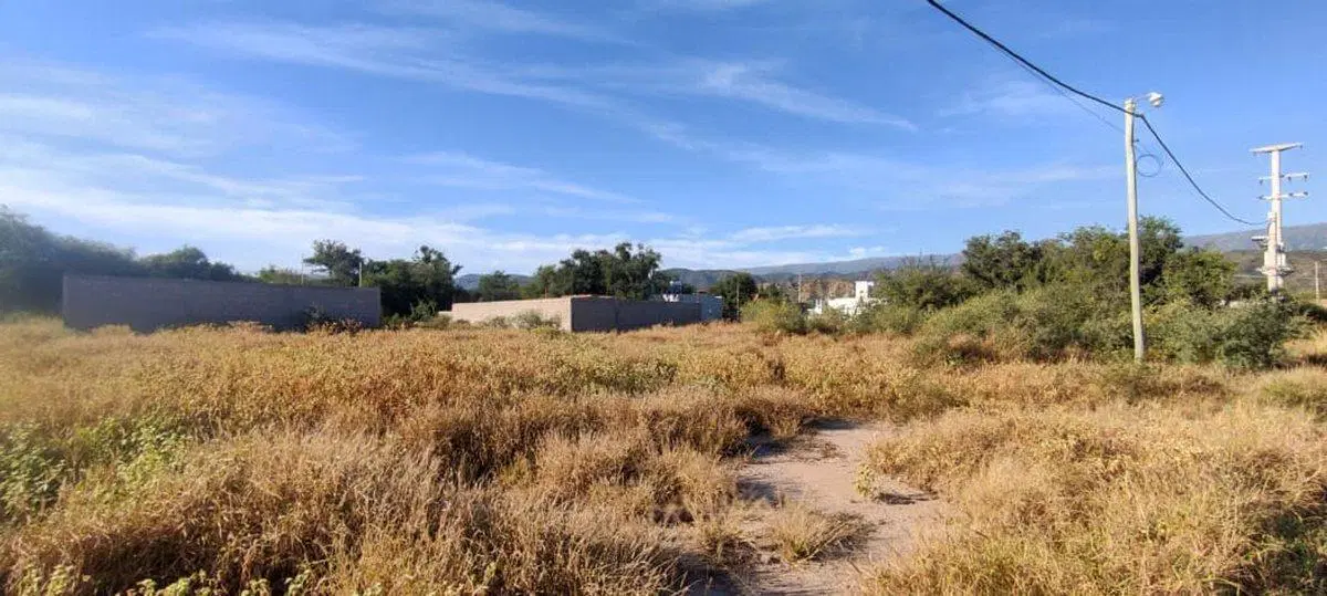 Terreno en Venta con Escritura en Valle Viejo 5