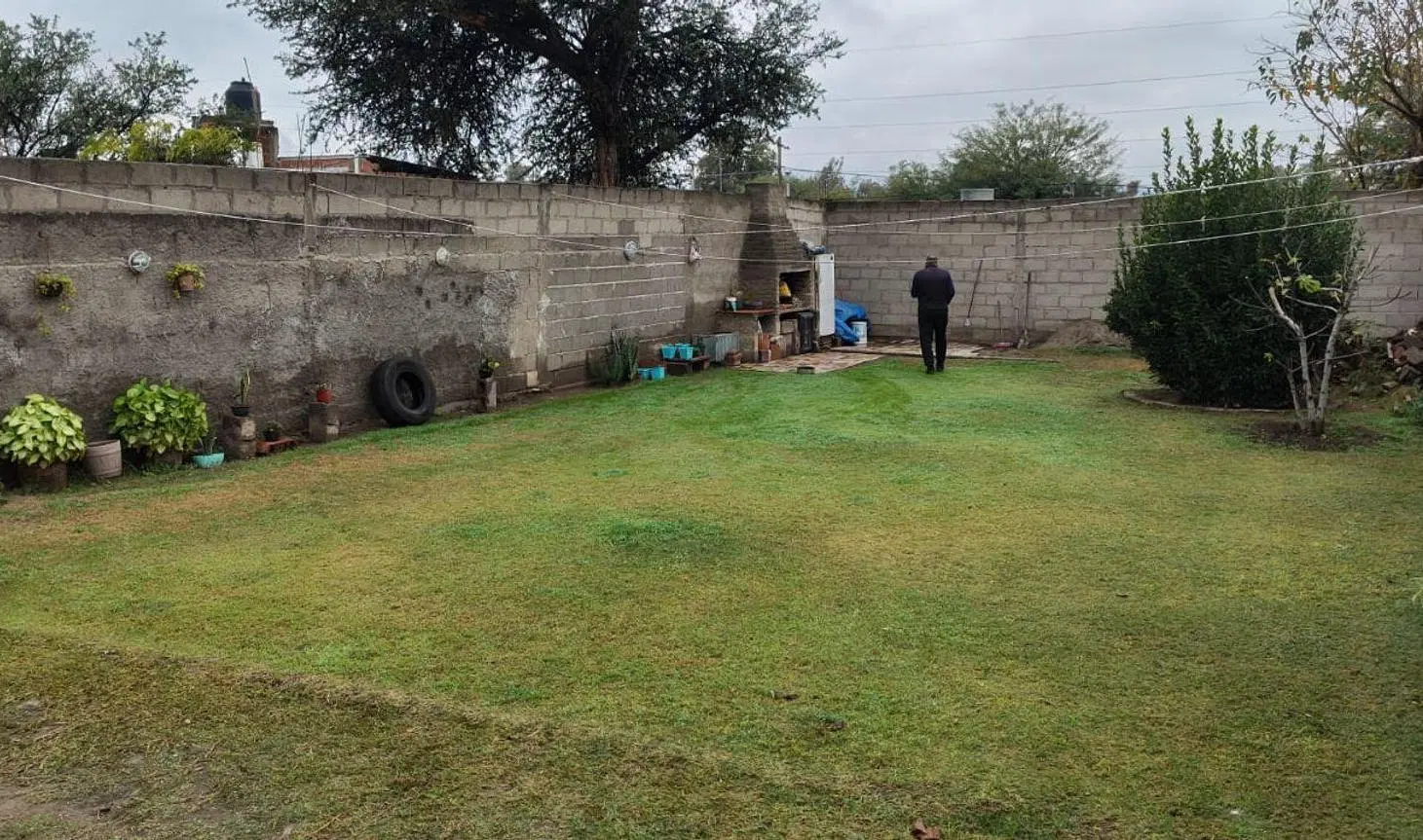 SE VENDE CASA AMPLIA  A METROS DE AV BELGRANO CAP 4