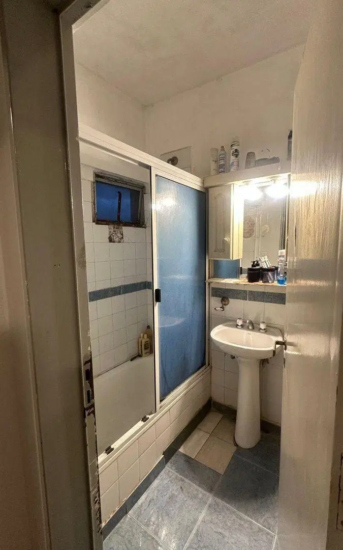 Departamento En Venta de 2 Dormitorios Zona Centro 2