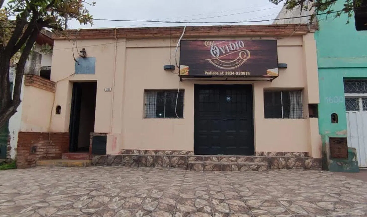 Casa de 2 Dormitorios en Venta Sobre Avenida 3