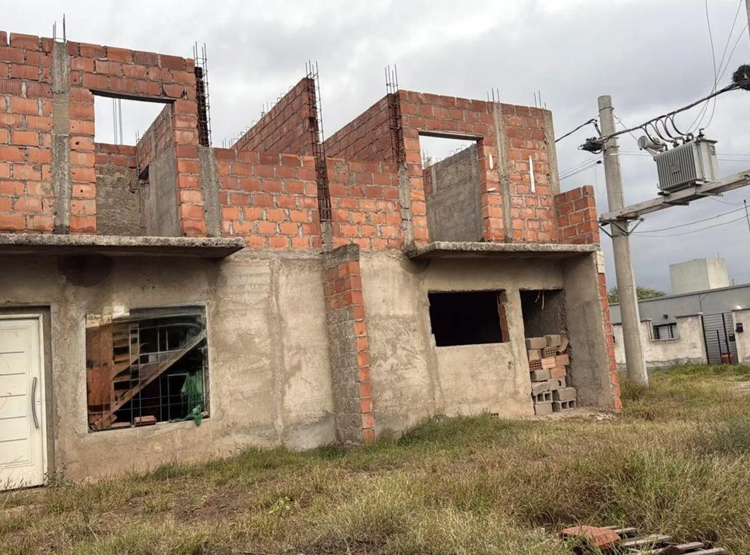 Dos Dúplex en construcción con gran potencial 4