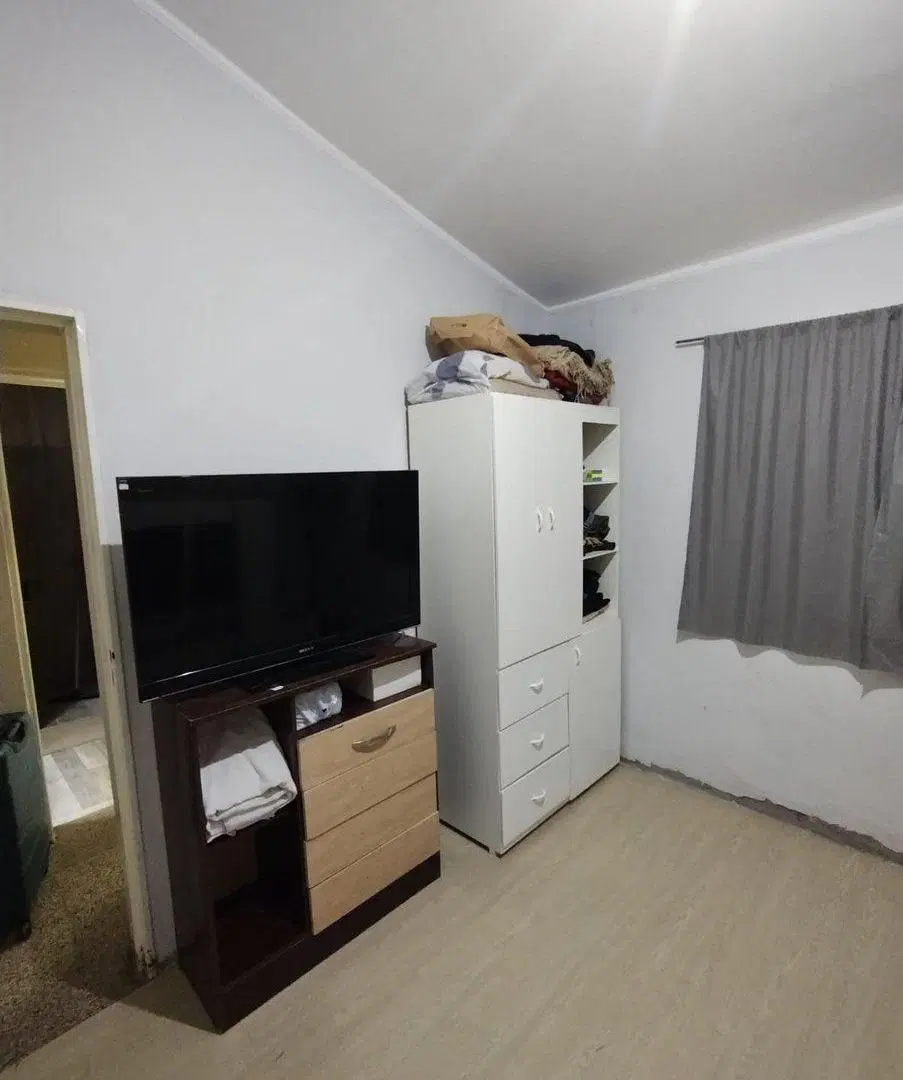 SE VENDE CASA 6 AMBTES FRAY M.ESQUIÚ. FACILIDADES 4