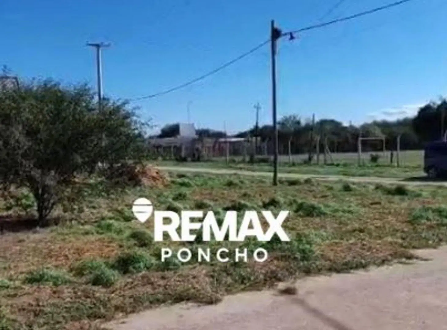 SE VENDE TERRENO / EN VALLE VIEJO -456M2 3
