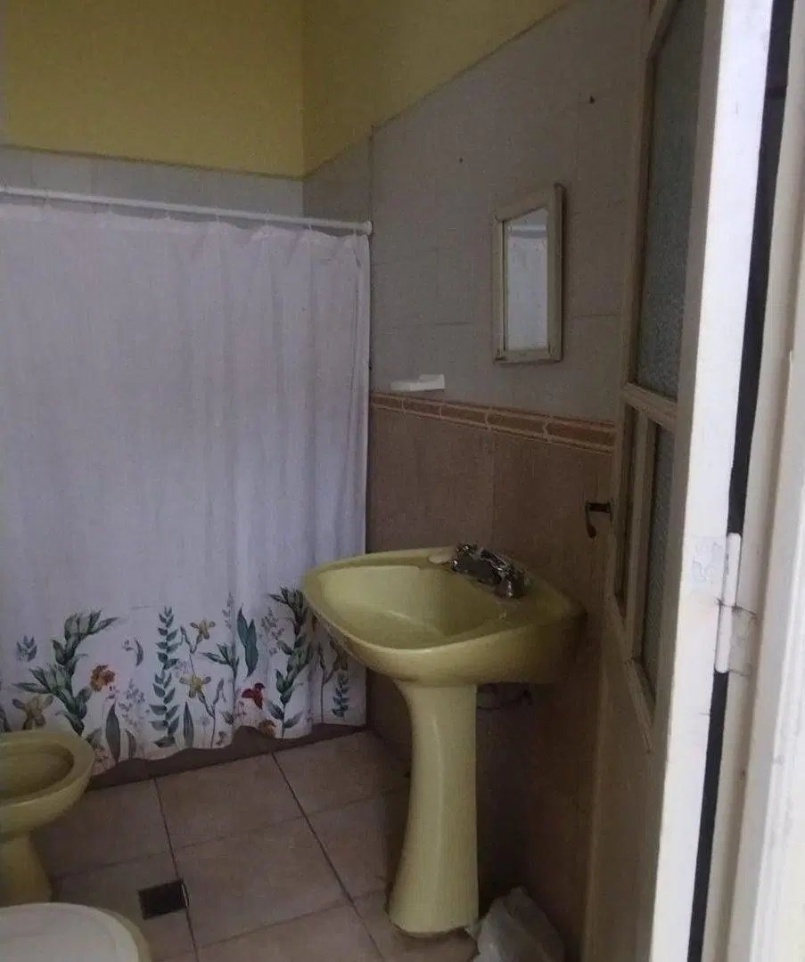 SE VENDE CASONA CÉNTRICA. FACILIDADES. 3