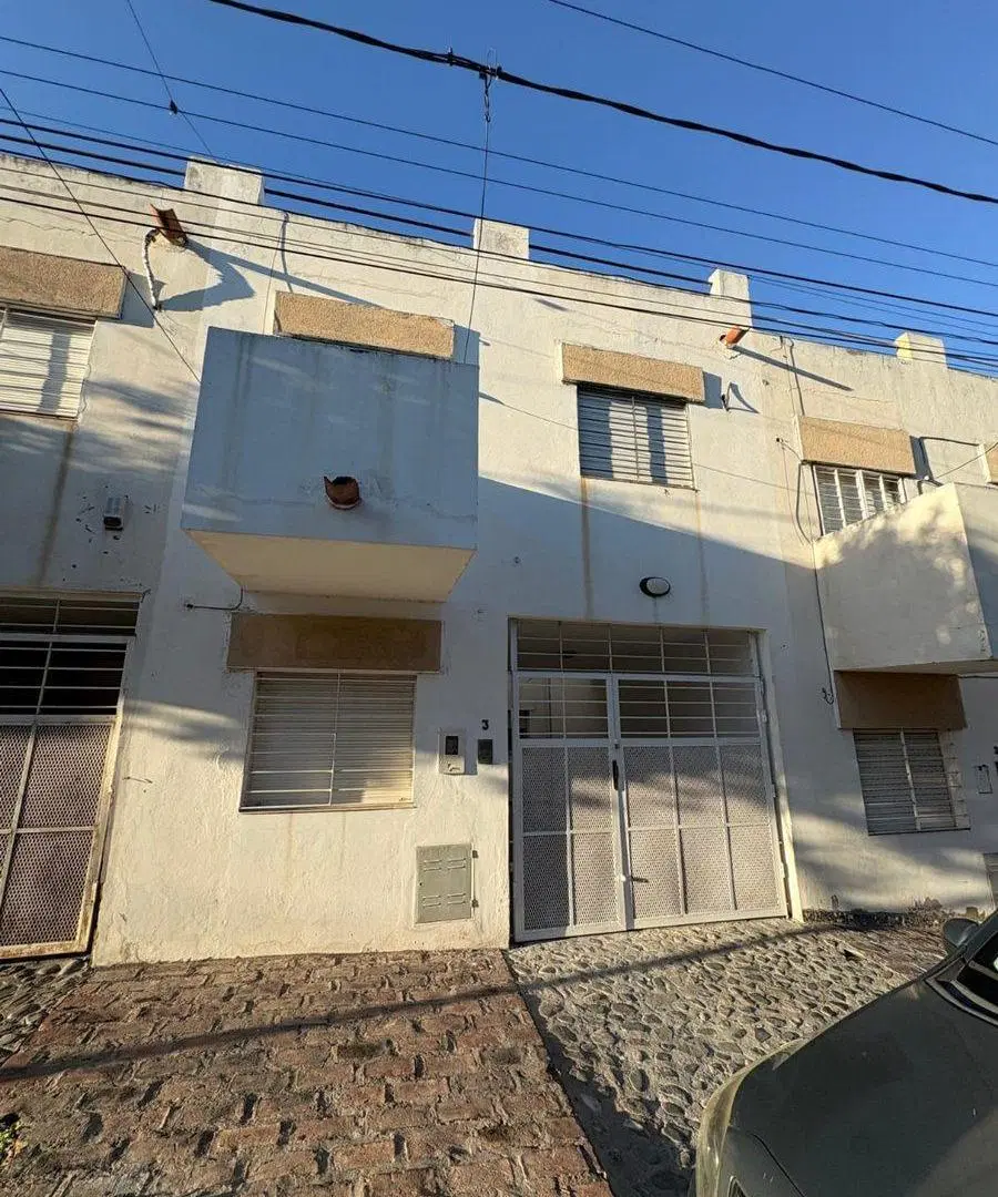 Se vende Dúplex con amplia terraza - Catamarca 2