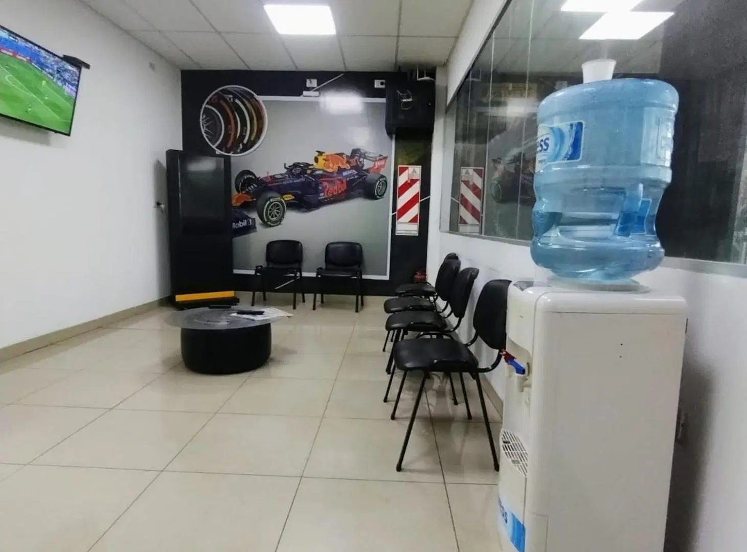 SE VENDE IMPORTANTE LOCAL COMERCIAL EN CATAMARCA 2