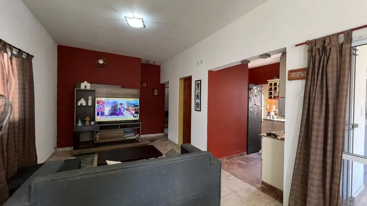 SE VENDE CASA 3 HABITACIONES 2 BAÑOS SUMALAO 2