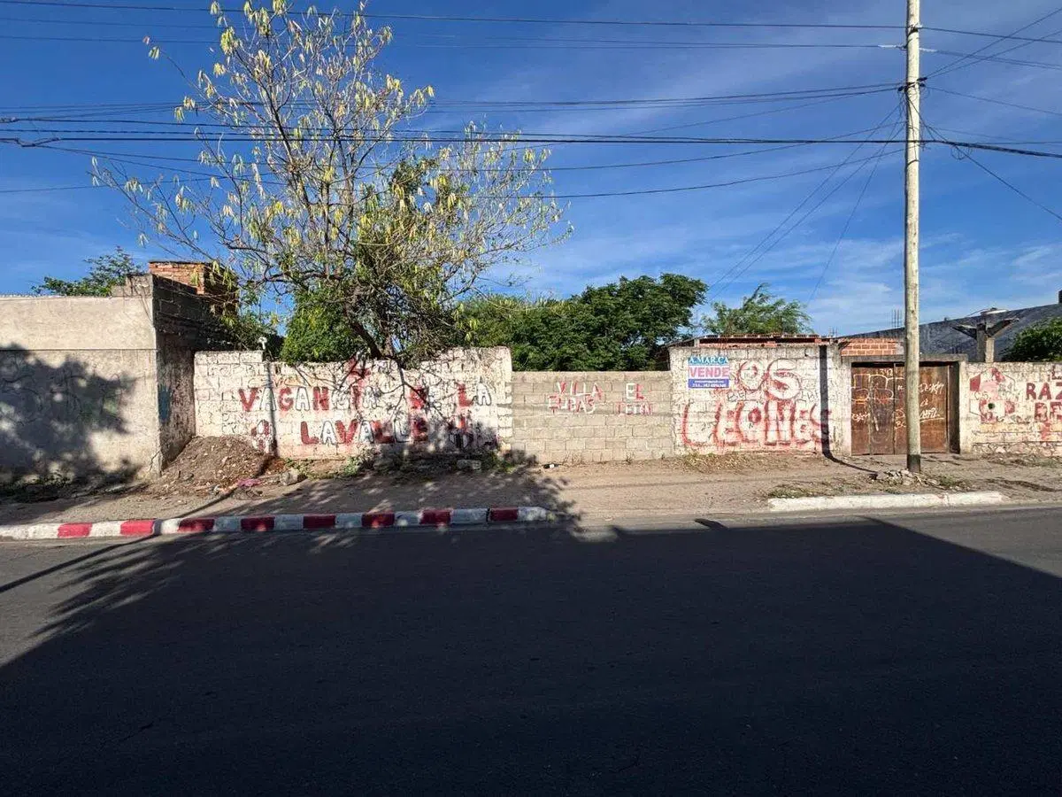 Terreno Catamarca - Cerramiento y buena ubicación 4