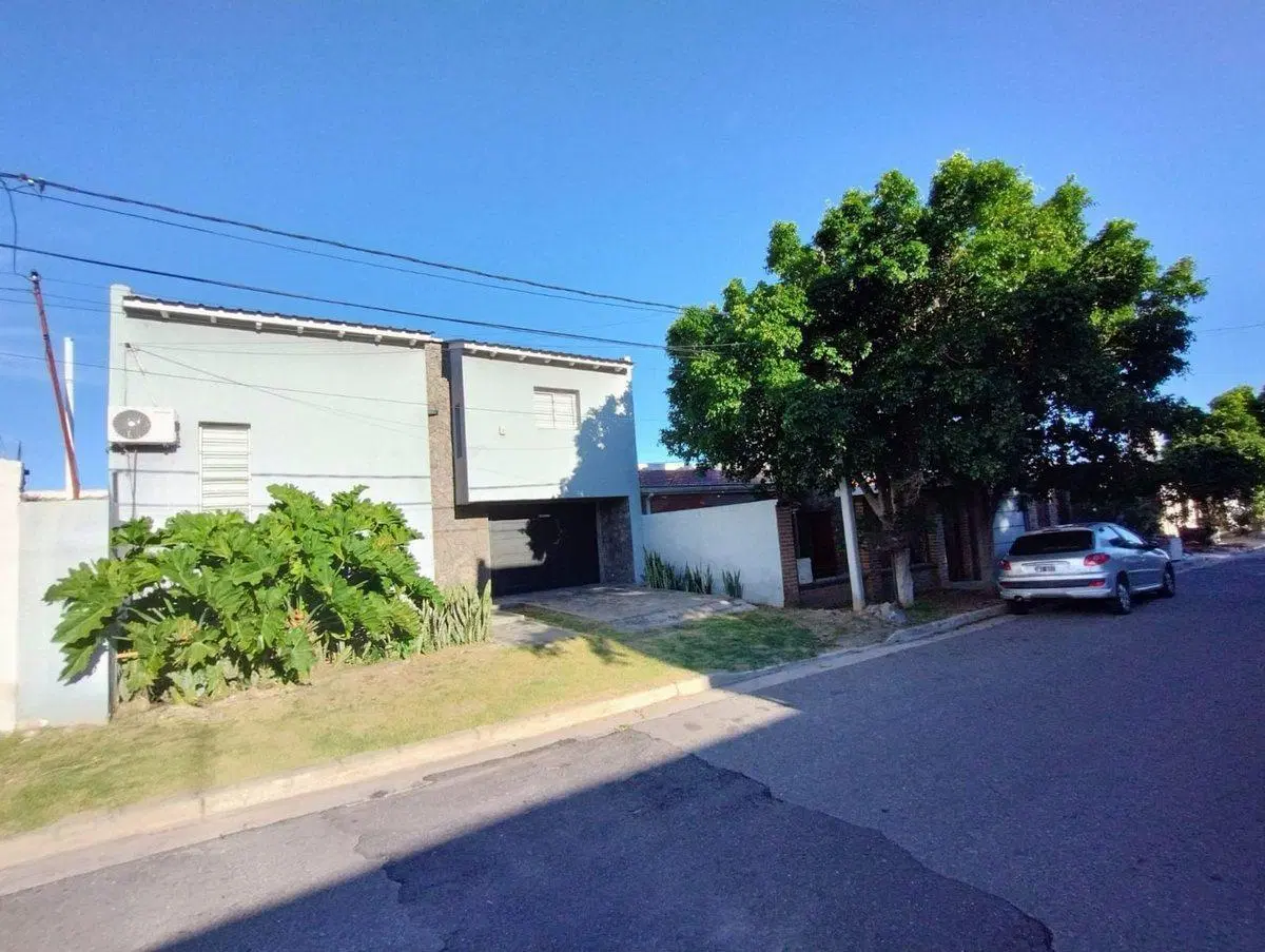 SE VENDE CASA EN B° ACHACHAY, ZONA ALTA CATAMARCA 4