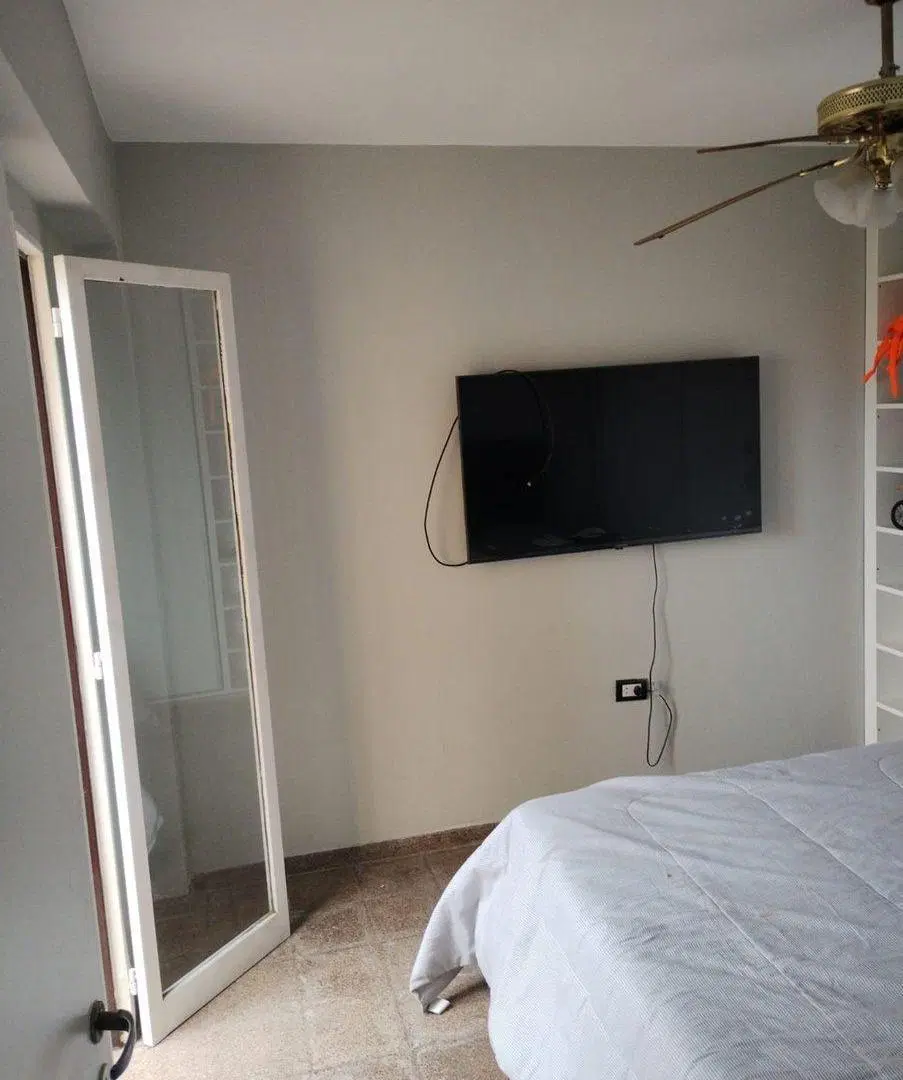 SE ALQUILA DPTO AMOBLADO 2 HABITAC EN LA CHACARITA 8