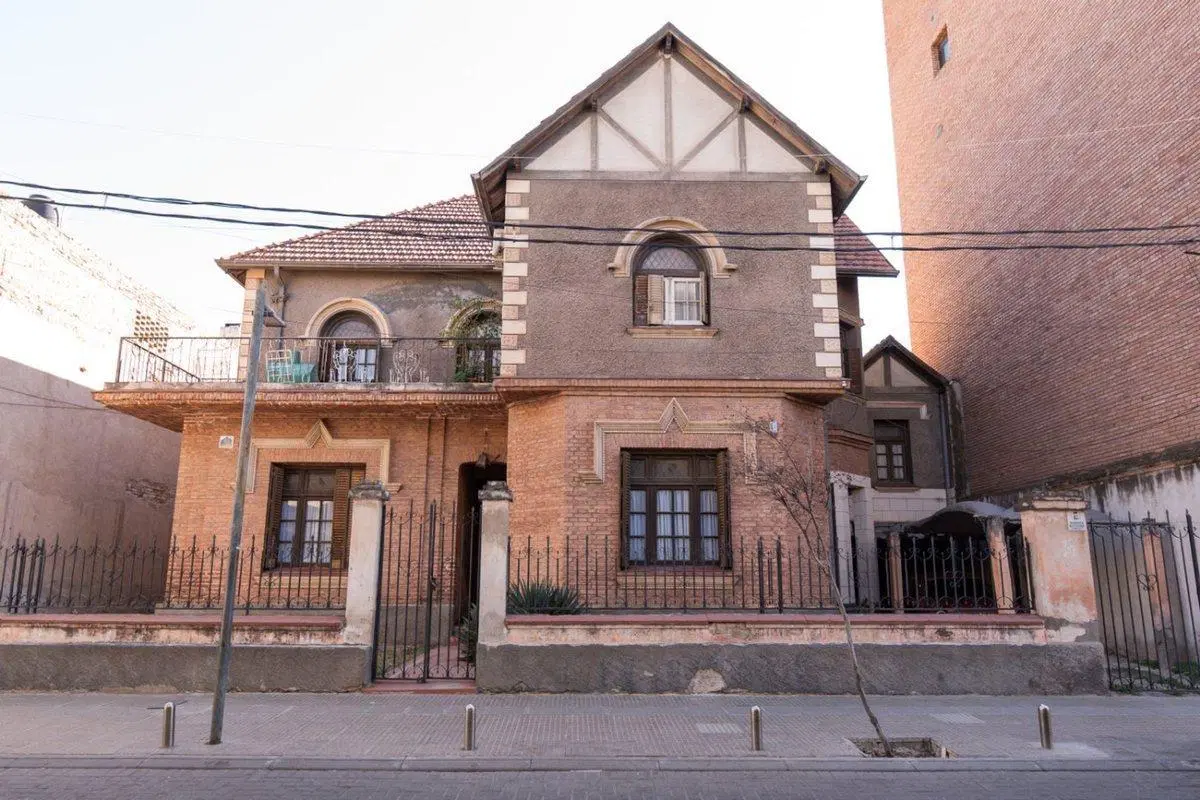 SE VENDE CASA EN MICRO CENTRO-FACILIDADES 2