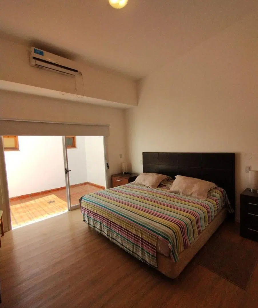 SE VENDE CASA ZONA PREMIUM CATAMARCA. FACILIDADES 5