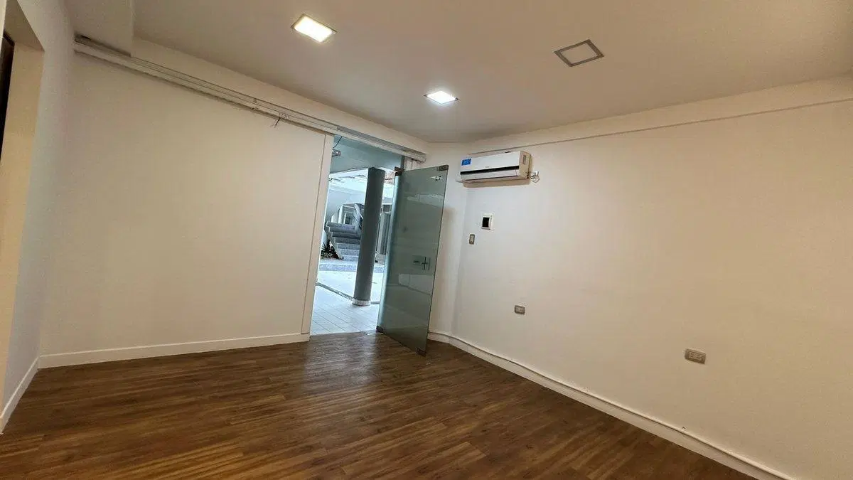Oficina Local Comercial Zona Centro 90 M2 5