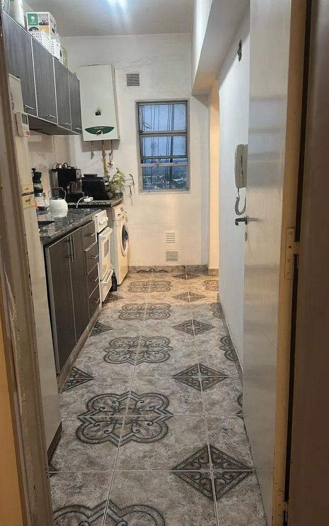 Departamento En Venta de 2 Dormitorios Zona Centro 3