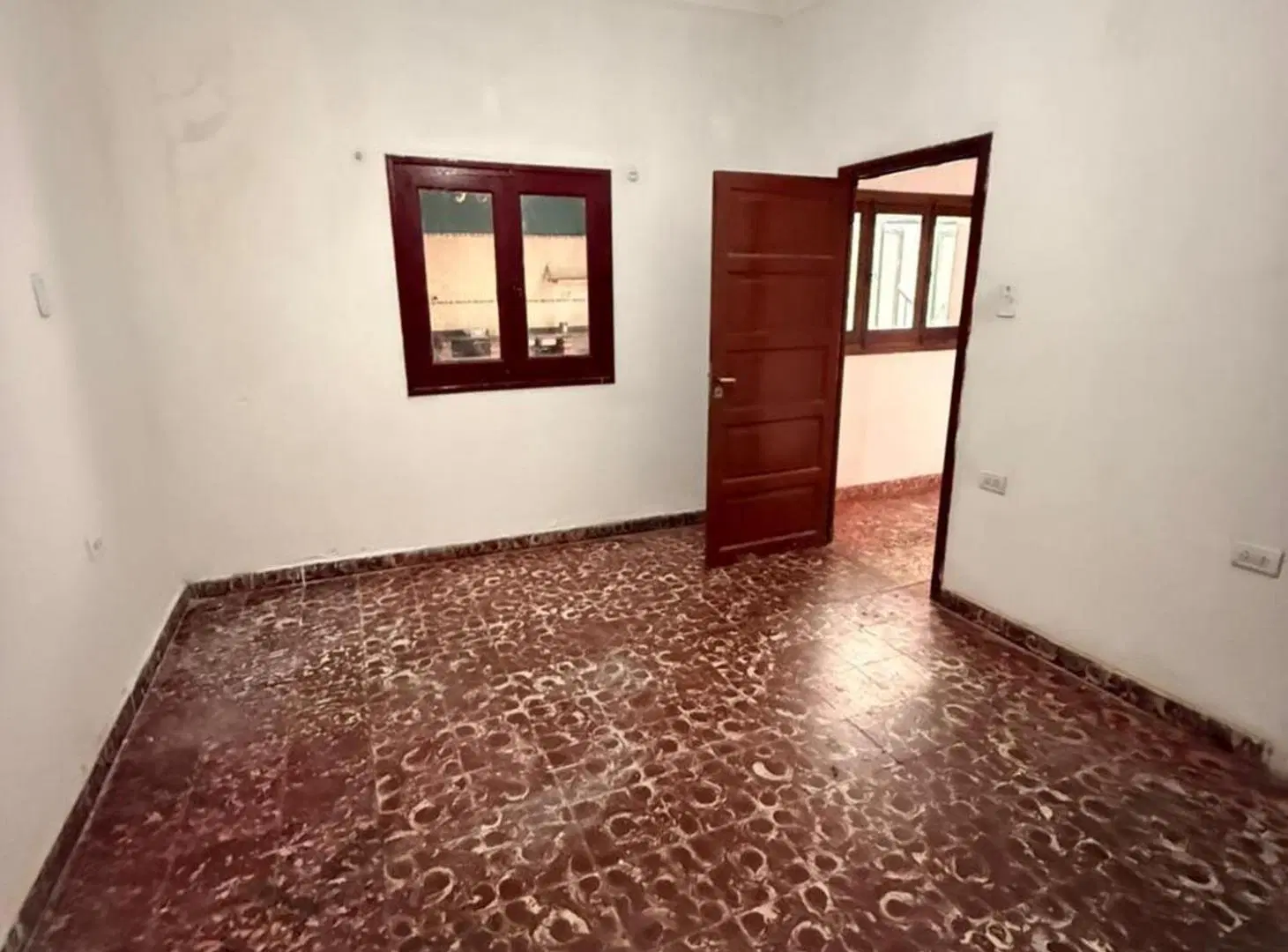 Casa con excelente ubicación en Catamarca 8