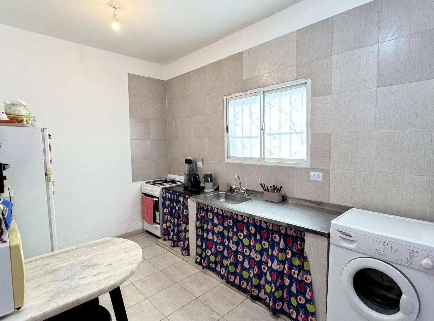 SE VENDE DUPLEX B° ACHACHAY 5 AMB. 1