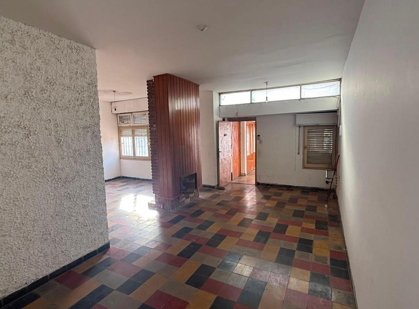 Foto de SE VENDE CASA CÉNTRICA A REFACCIONAR, JUNÍN 163, imagen 5