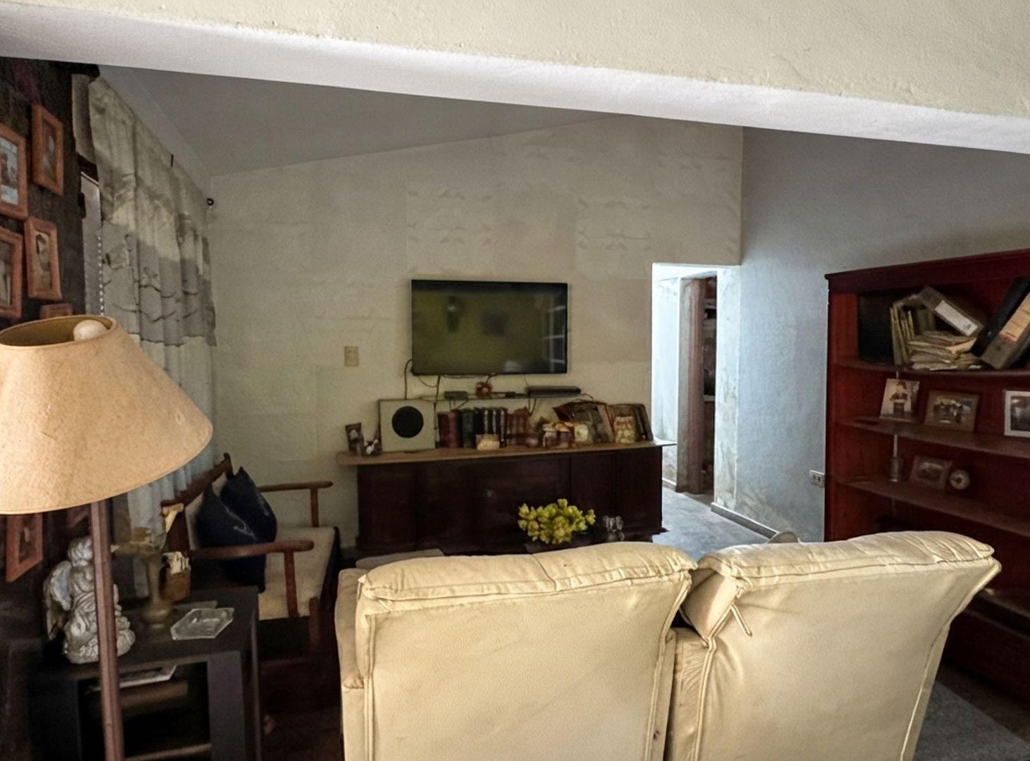 Foto de SE VENDE CASA 4 HAB QUINCHO CERRADO ACEPTA PERMUTA, imagen 1