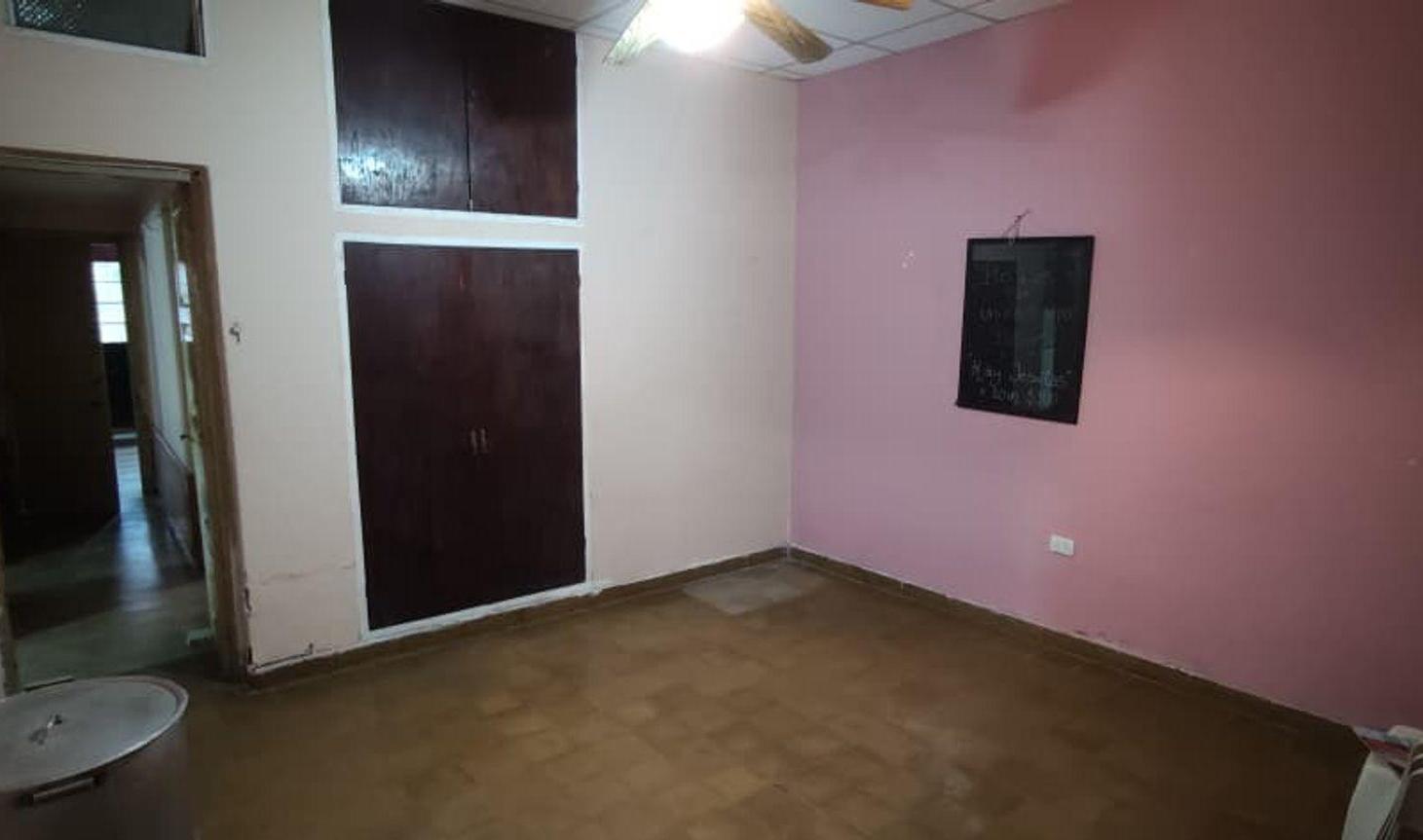 Foto de Casa de 2 Dormitorios en Venta Sobre Avenida, imagen 3