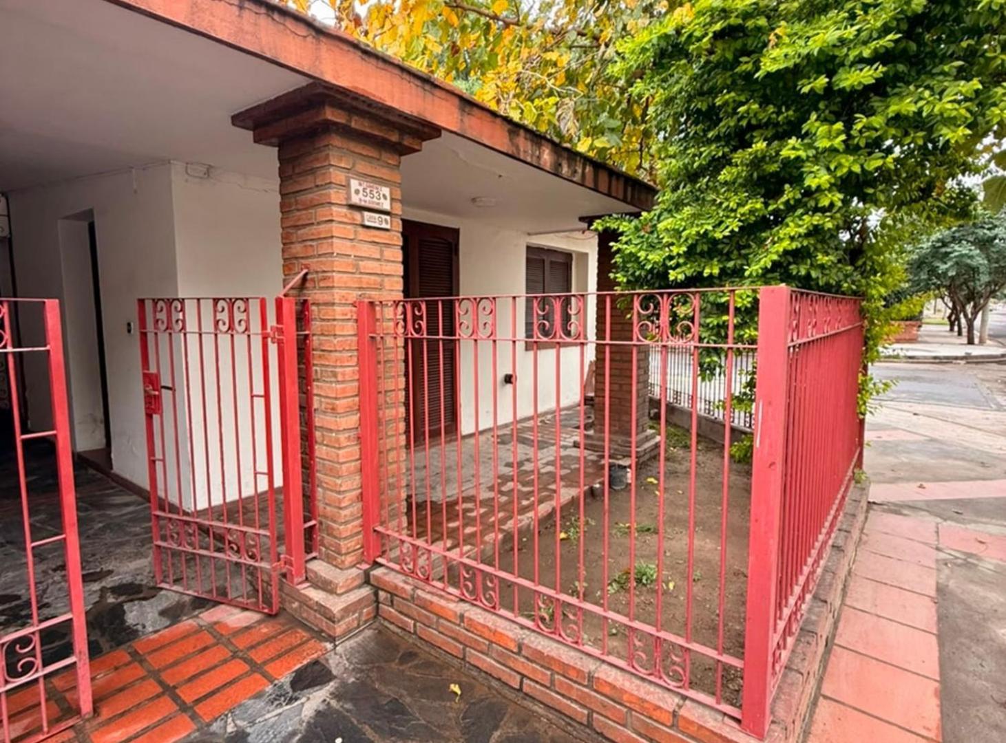 Foto de Se vende casa a metros de Av Acosta Villafañez, imagen 1