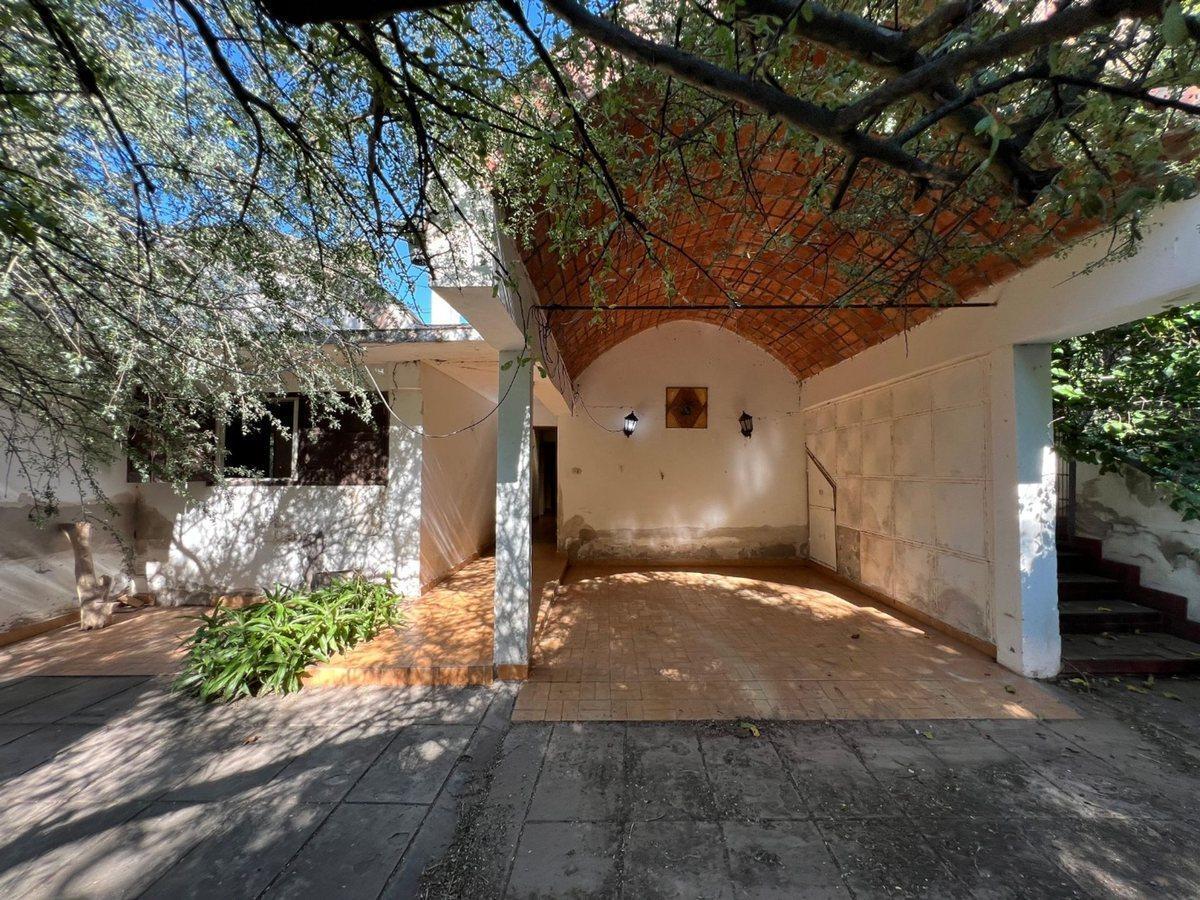 Foto de SE VENDE CASA EN VILLA DOLORES 4900 m2 DE TERRENO, imagen 2