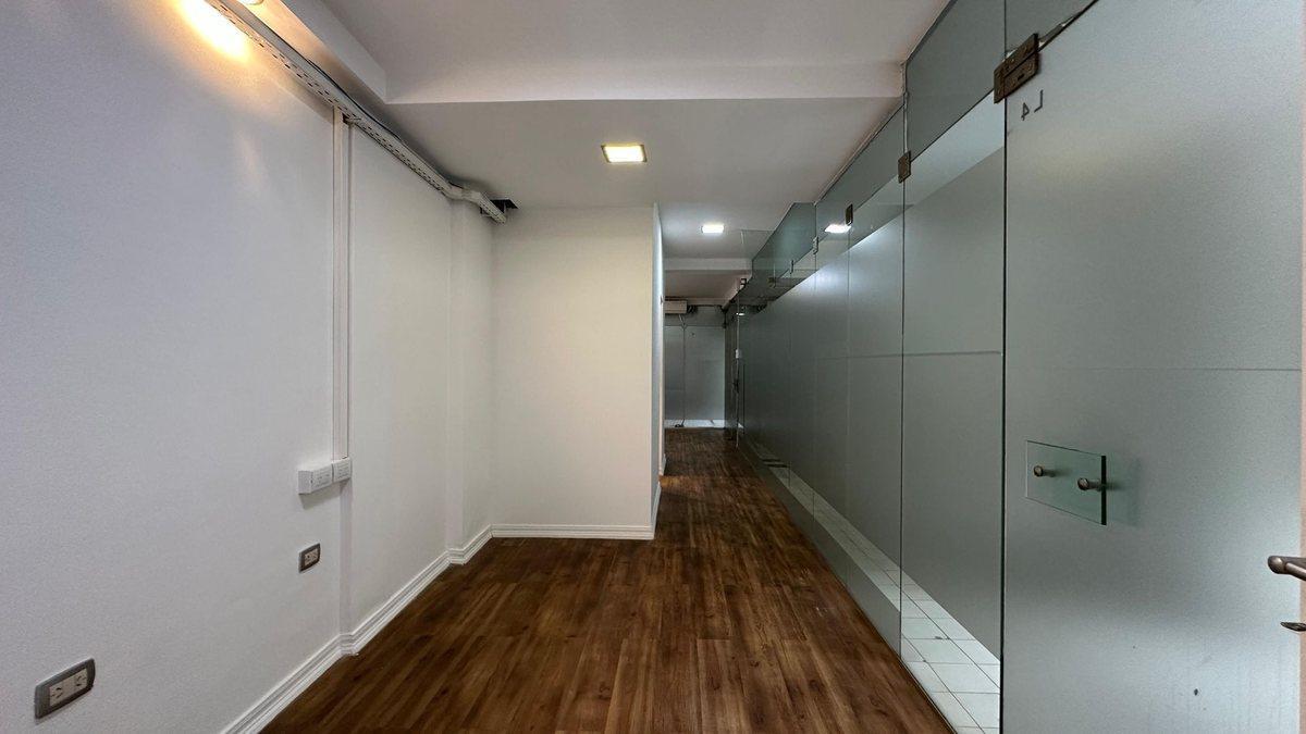 Foto de OFICINA / LOCAL EN ALQUILER EN ZONA CENTRO DE 90M2, imagen 2
