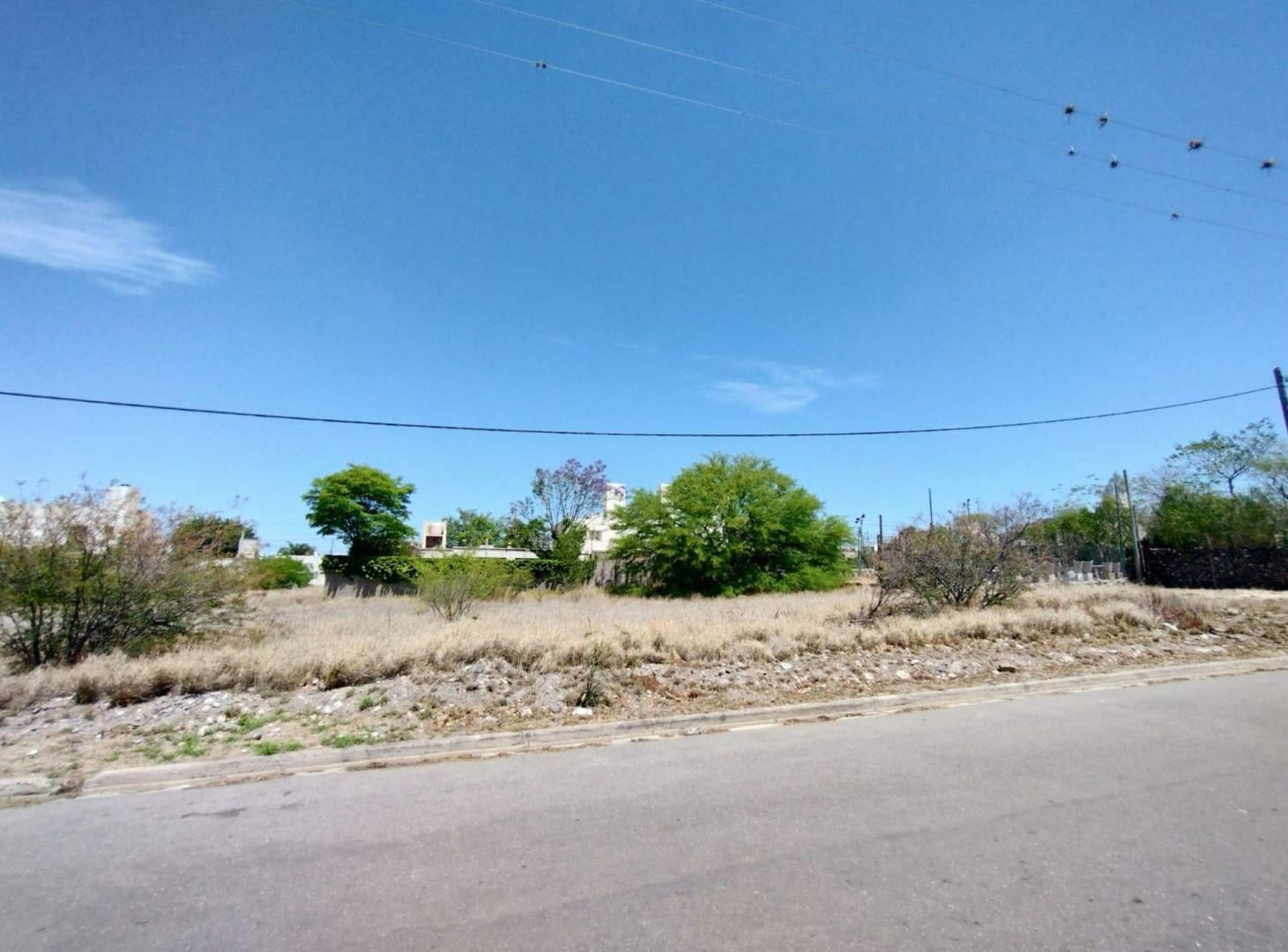 Foto de SE VENDE TERRENO 409 M2 EN ZONA ALTA, CATAMARCA, imagen 2