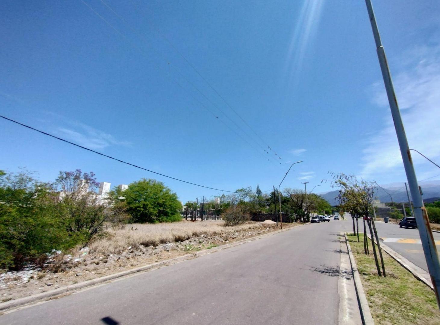Foto de SE VENDE TERRENO 409 M2 EN ZONA ALTA, CATAMARCA, imagen 4