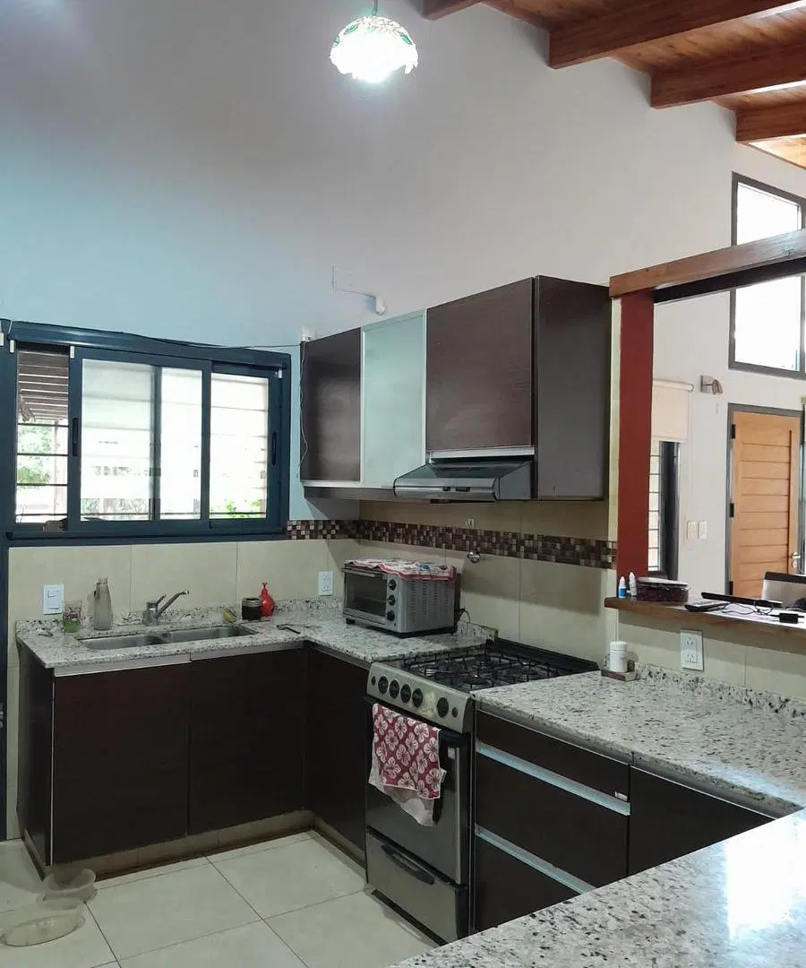 Casa en alquiler en barrio Las Moras, Monte Vera 4