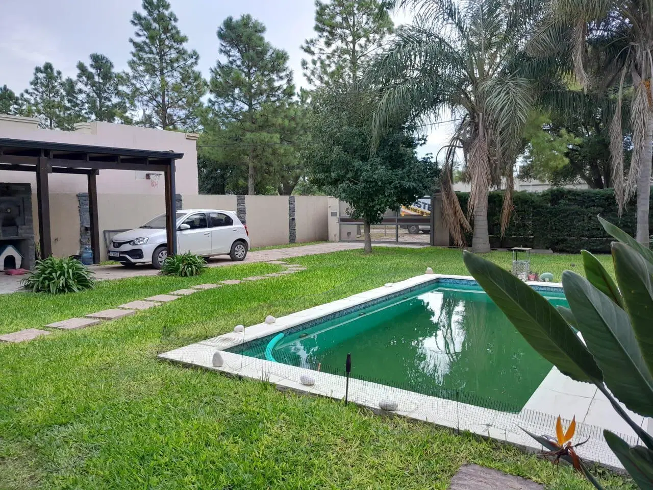 Casa en alquiler en barrio Las Moras, Monte Vera 3