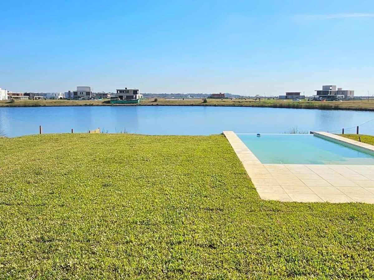 Casa en Venta con Pileta y Agua en Costas, Puertos, Escobar 5