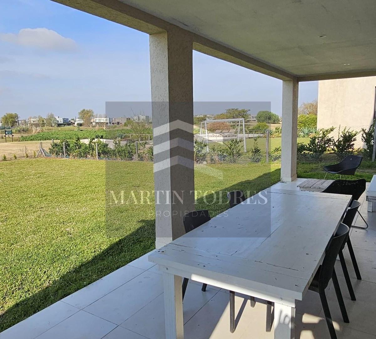 Casa en Venta en El Cantón Golf, El Cantón, Escobar
