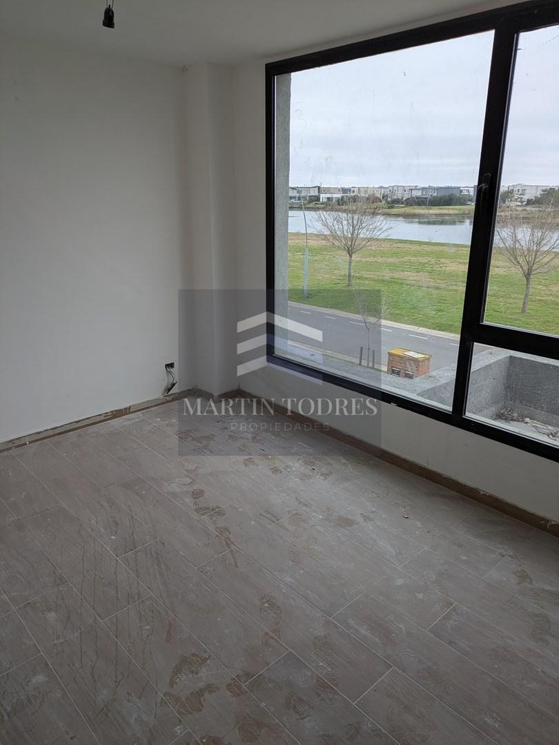Casa en Venta en Acacias con pileta, Puertos, Escobar