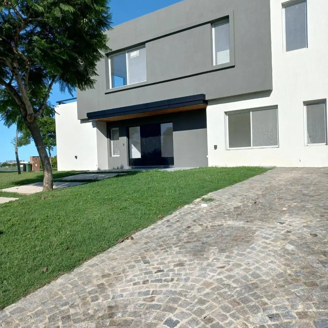 Casa  en Venta en Vistas, Puertos, Escobar 2