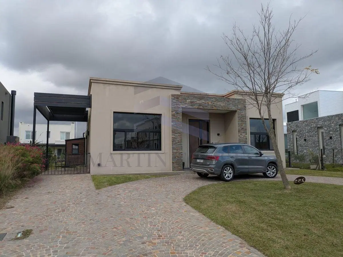 CASA EN ALQUILER con pileta, ACACIAS, PUERTOS DEL LAGO, Escobar 5