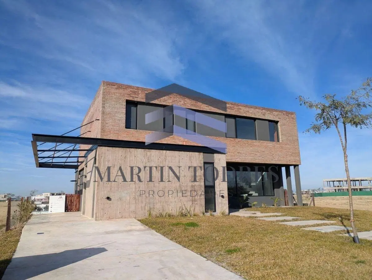 Casa con pileta en Venta en Amarras | Puertos del Lago 8