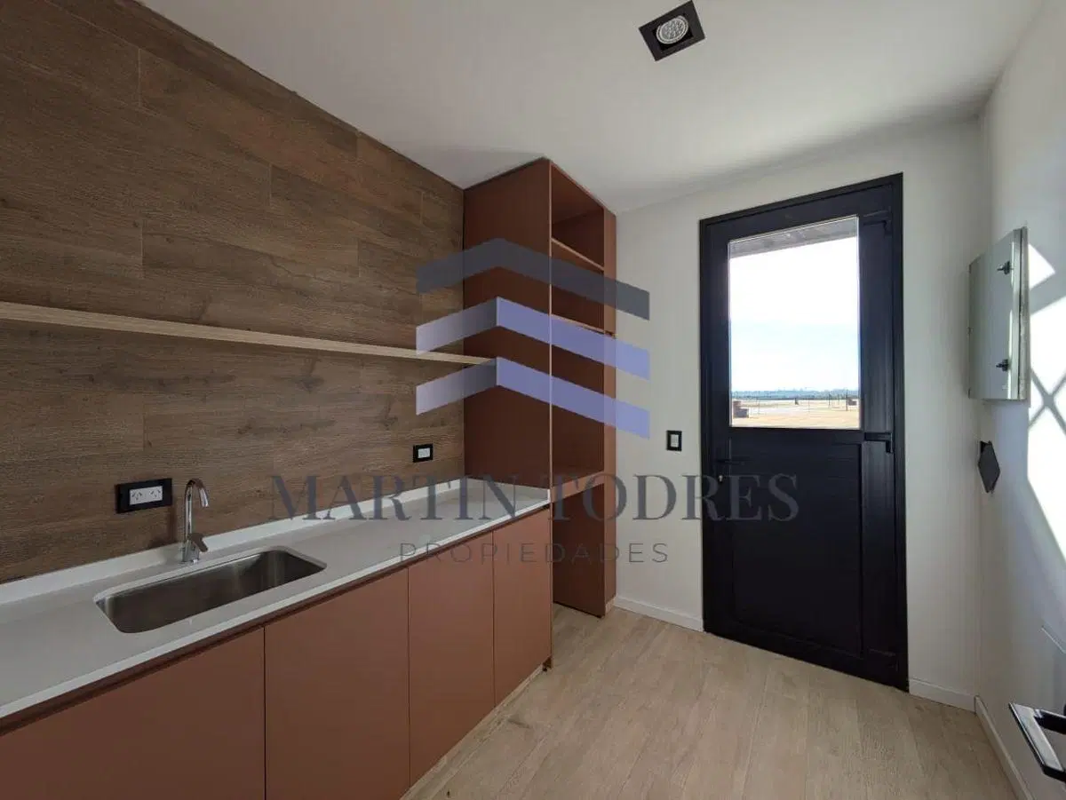 Casa con pileta en Venta en Amarras | Puertos del Lago 5