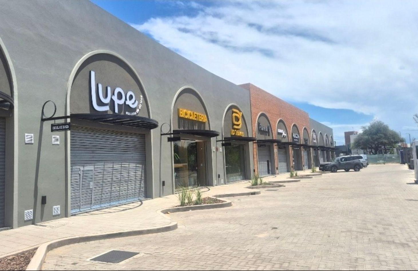 Foto de Local - Costas de Manantiales, imagen 1