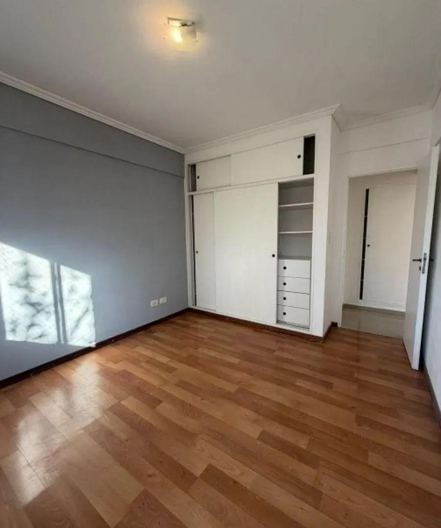 ALQUILER | DEPARTAMENTO DE 3 AMBIENTES CON GARAGE, A 1 CUADRA DE LA ESTACIÓN DE LANÚS OESTE 1
