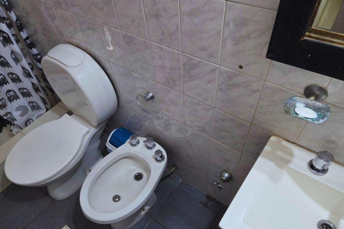 Foto de PH en Dúplex 3 Ambientes con Patio en Venta – Gerli, Lanús | C. Héctor, imagen 3