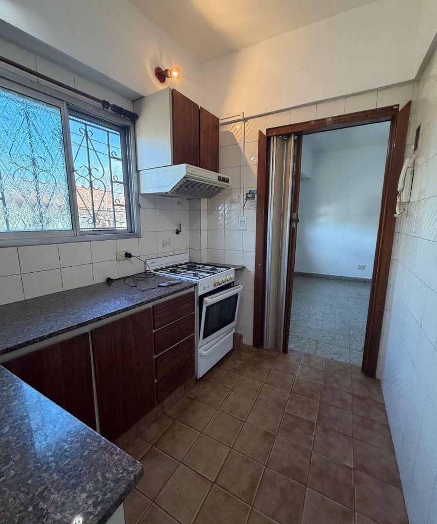 Foto de DEPARTAMENTO 3 AMBIENTES SIN EXPENSAS PIÑEIRO AVELLANEDA, imagen 4