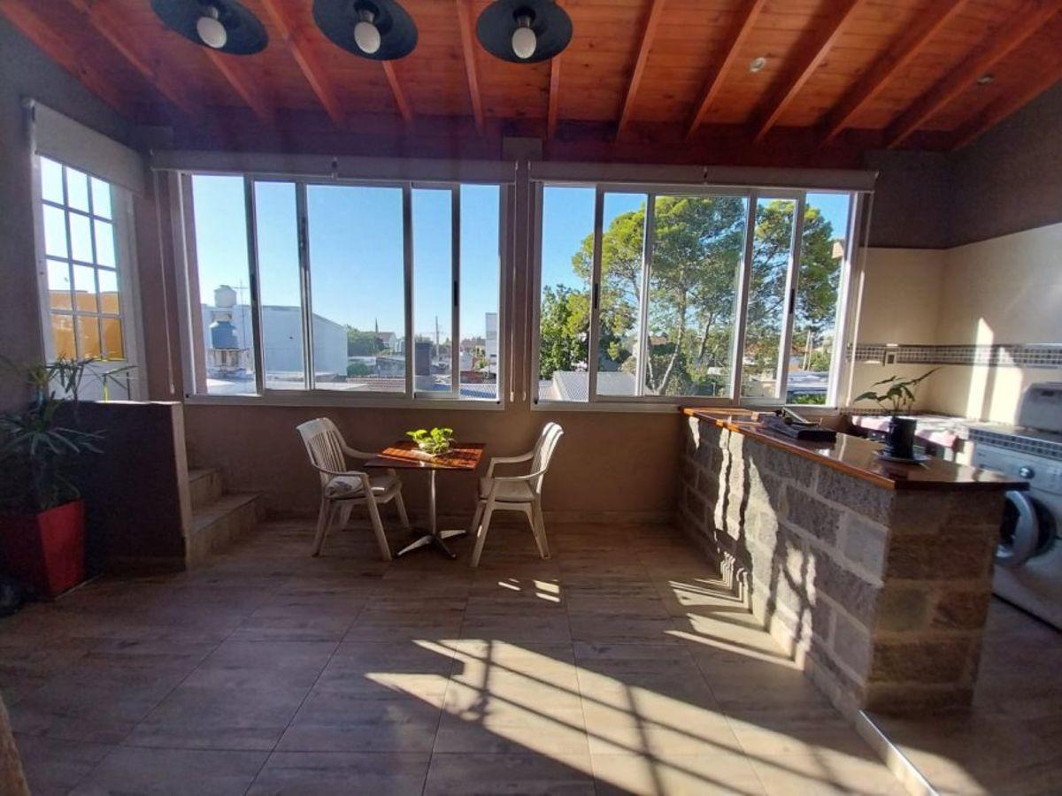 Foto de VENTA DE PH 3 AMBIENTES 1er PISO CON QUINCHO Y BALCÓN - REMEDIOS DE, imagen 5