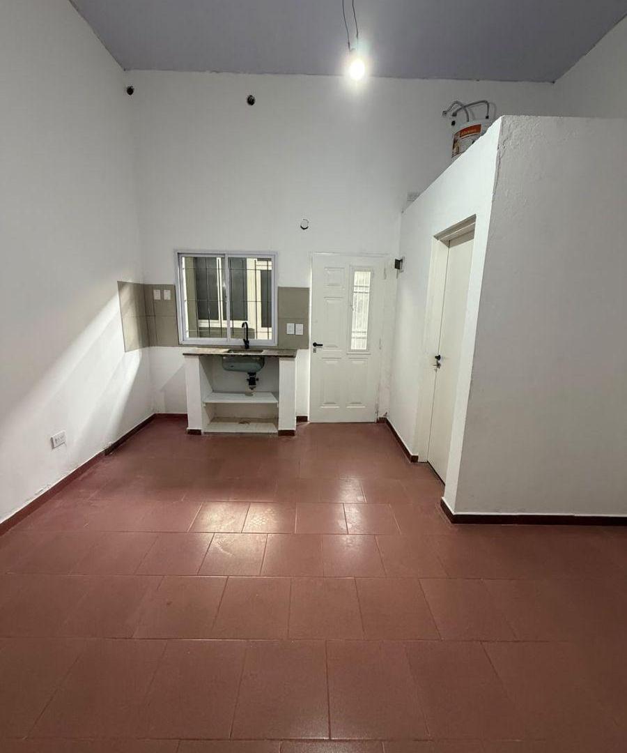 Foto de ALQUILER | MONOAMBIENTE – RANGUGNI 3442, LANÚS OESTE, imagen 1