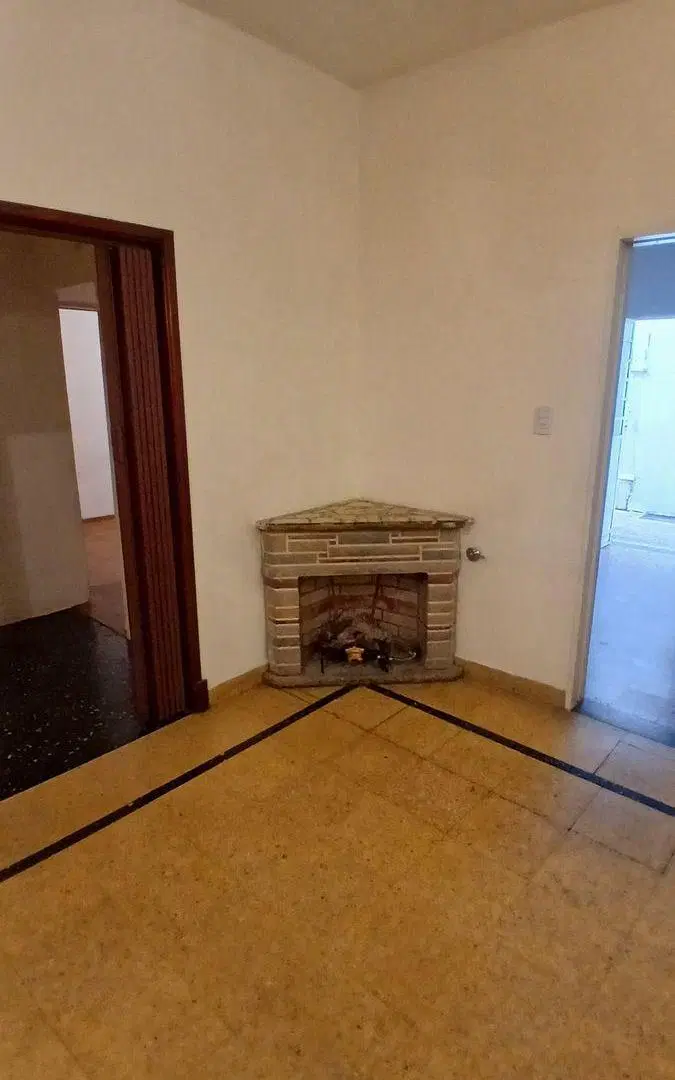 ALQUILER VIVIENDA TIPO PH AL FRENTE 2