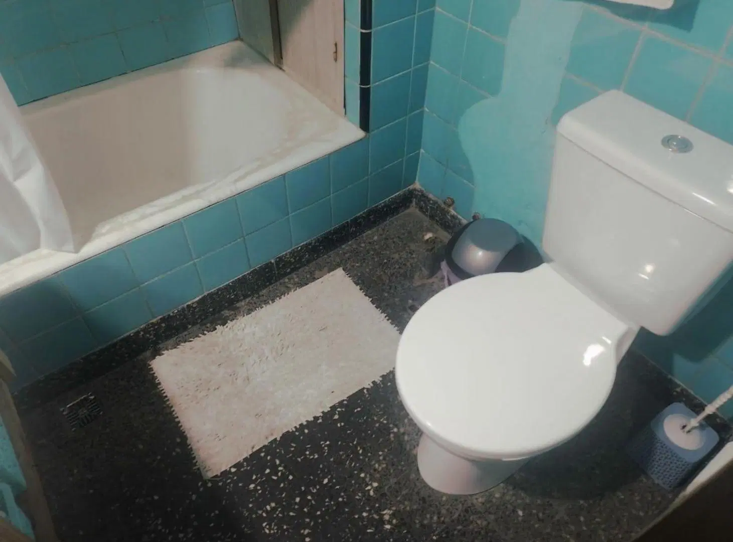 VENTA CASA 3 AMB. EN ESQUINA 5