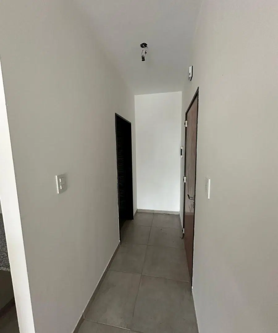 ALQUILER MONOAMBIENTE EN 5TO PISO 5