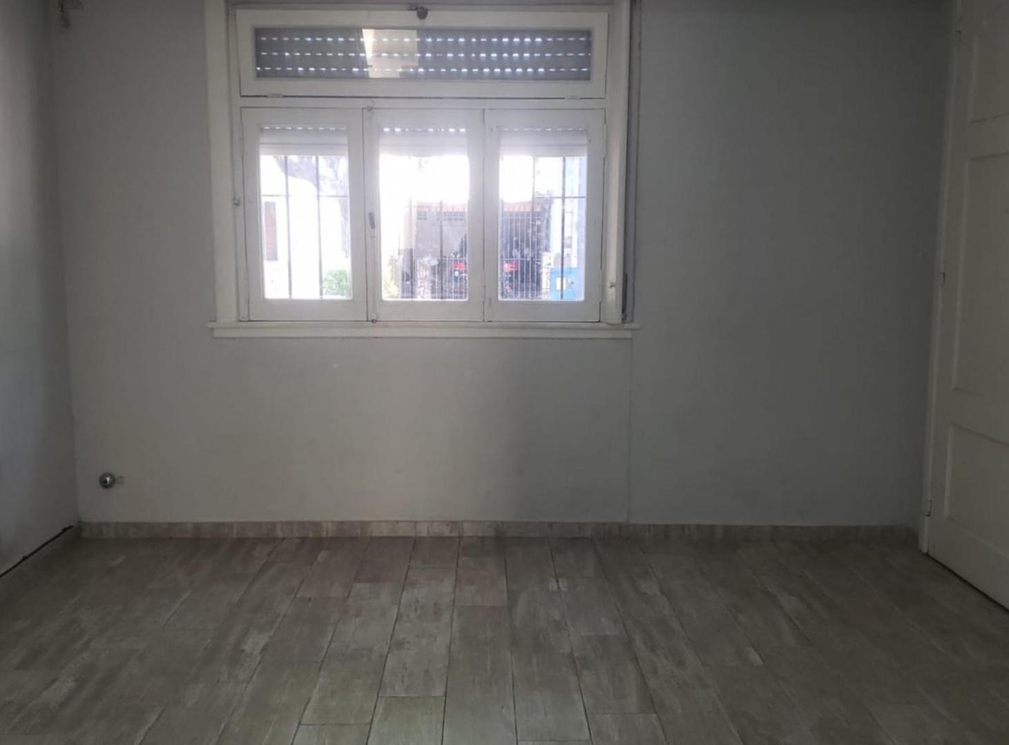 Foto de ALQUILER PH de 4 ambientes en Planta baja, imagen 3