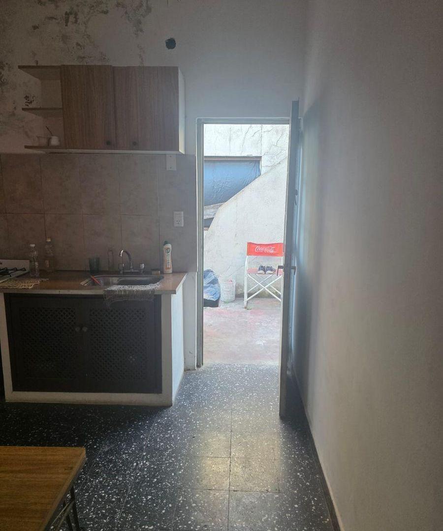 Foto de VENTA Casa de 3 ambientes al frente con vivienda de 3 ambientes al fondo, imagen 1