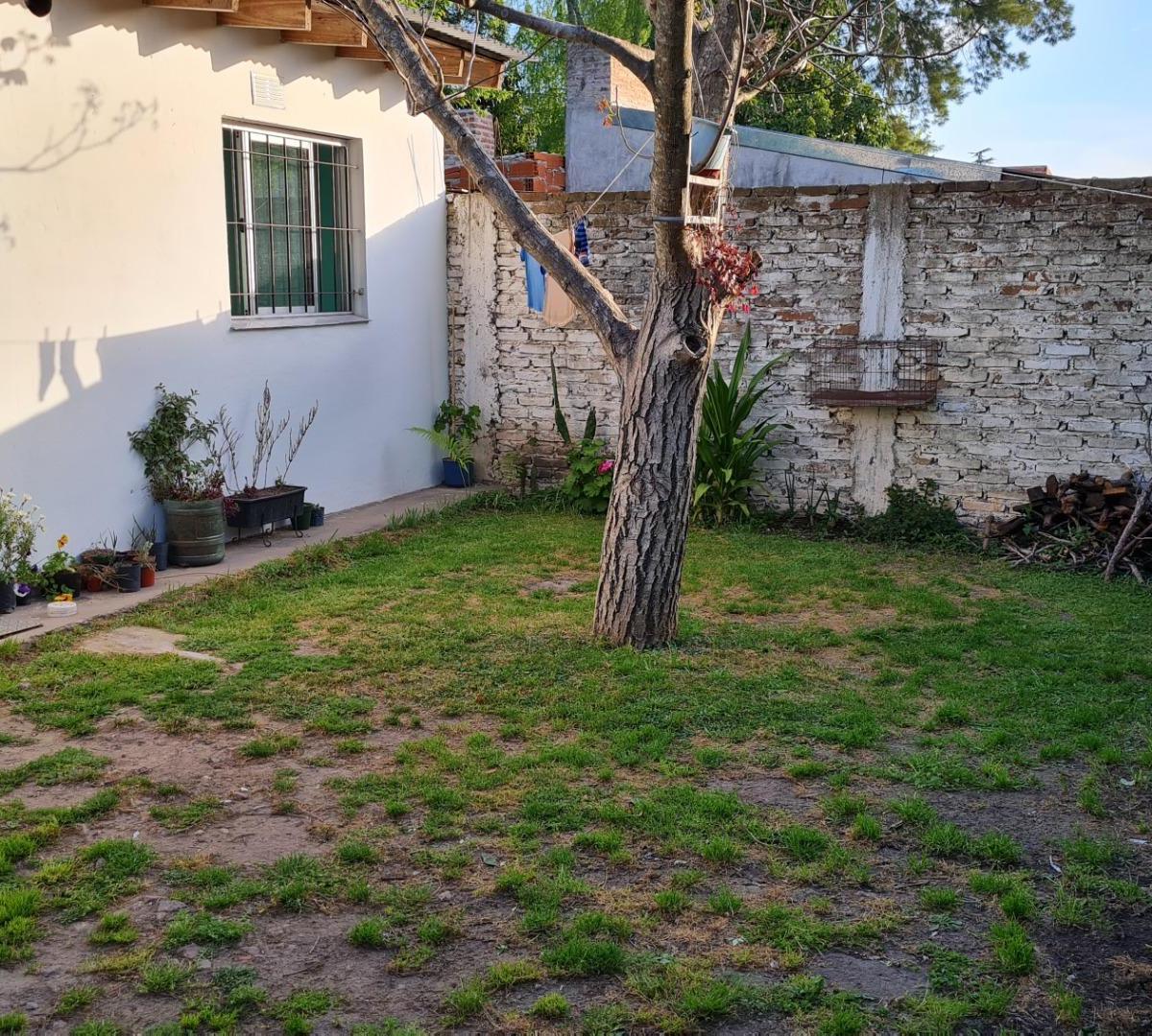VENTA CASA 3 amb. c/DPTO 2 amb. en ALEJANDRO KORN
