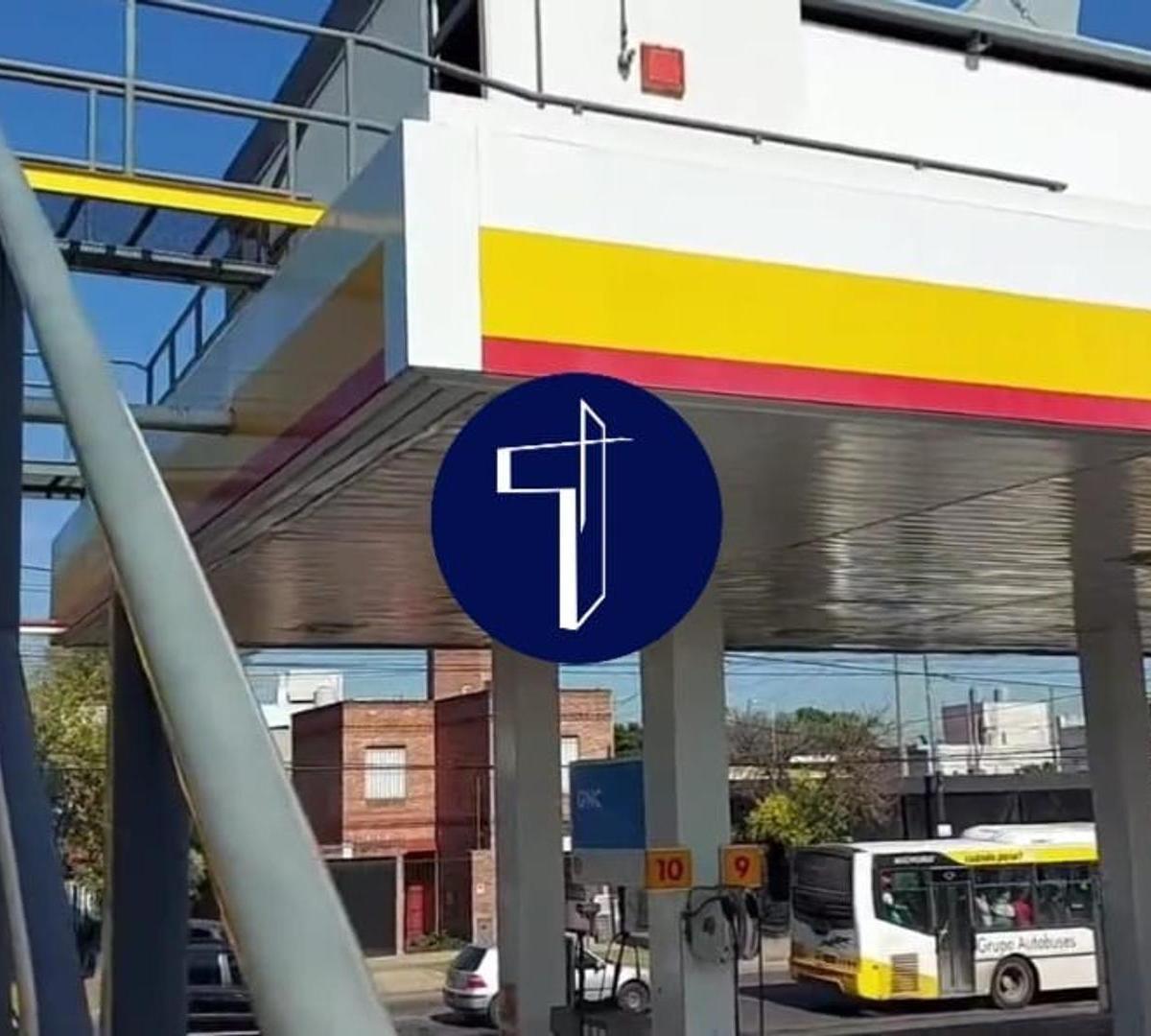 VENTA DE ESTACIÓN DE SERVICIO DUAL EN LOMAS DE ZAMORA